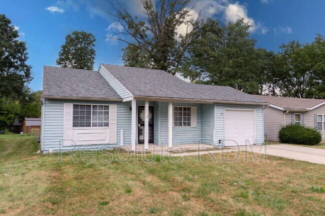 Building Photo - 3826 Ireland Dr