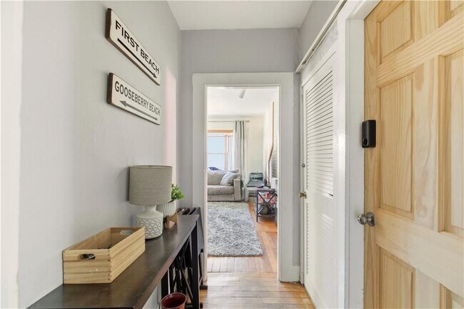 Foto del edificio - 13 Holland St