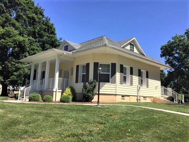 Foto del edificio - 20646 Beaver Creek Rd