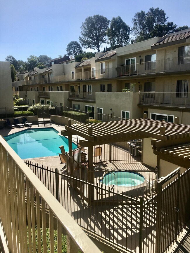 13754 Mango Dr Unit 232, Del Mar, CA 92014 Condo for Rent in Del Mar