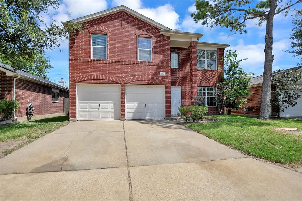 Primary Photo - 17610 Hoover Gardens Dr