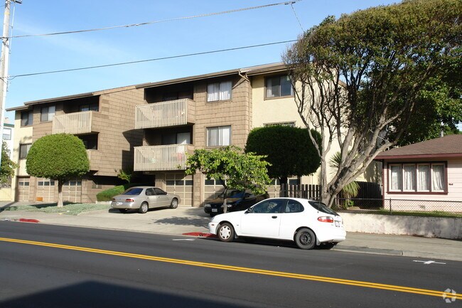 Foto del edificio - 464 Miller Ave