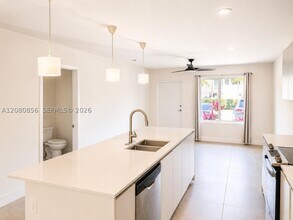 Building Photo - 2555 NE 193rd St