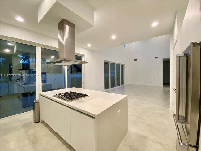Foto del edificio - 10271 NW 75th Terrace