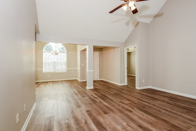 Building Photo - 6967 Fields Dr