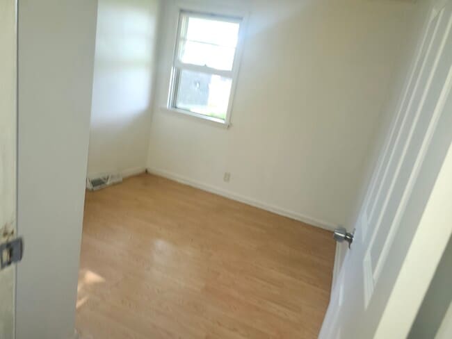 Building Photo - 218 Ward Rd