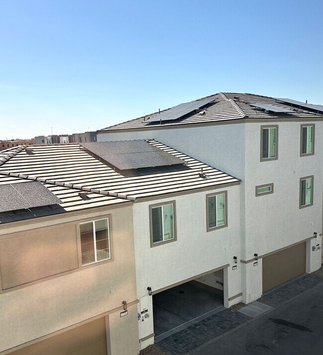 Building Photo - Southwest & Fort Apache