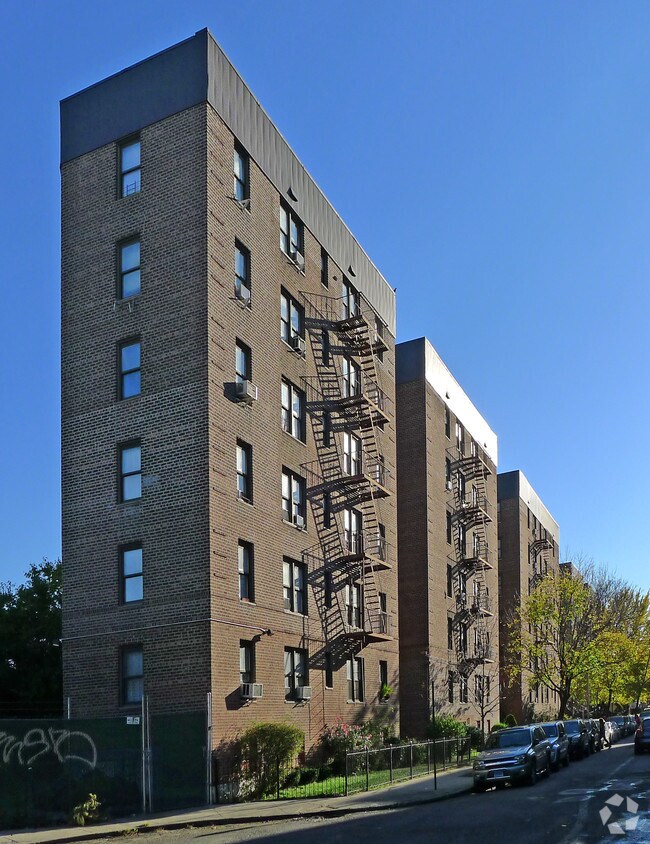 Building Photo - Elmback Complex