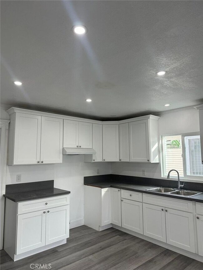 Foto del edificio - 1509 W 52nd St