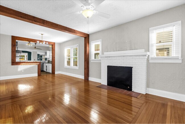 Foto del edificio - 1633 E Concord St