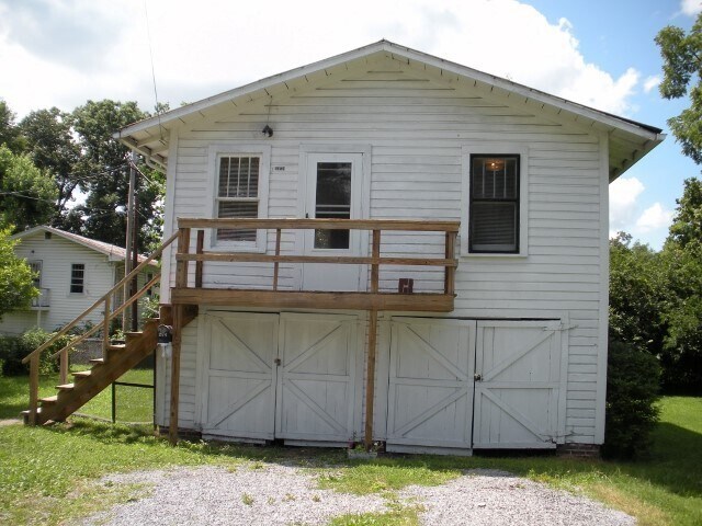 Foto del edificio - 2 Bedroom / 1 Bath Garage Apt Kingsport, TN