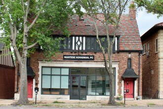 Building Photo - 514-520 S Hanley Rd