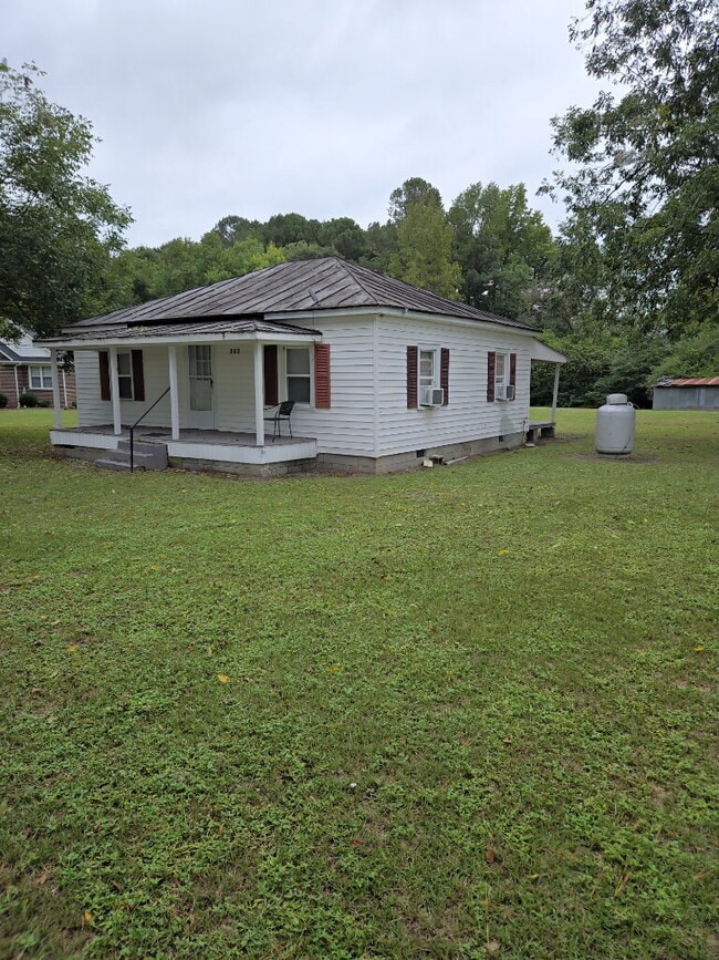 Building Photo - 114 Tobie Mercer Ln