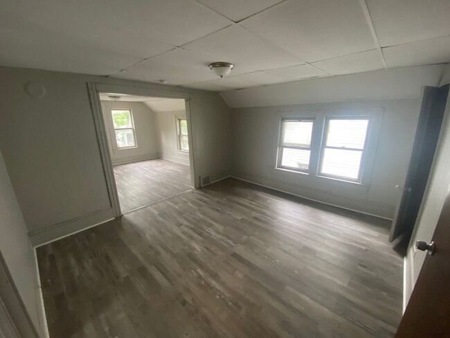 Building Photo - 2180 W.83rd
