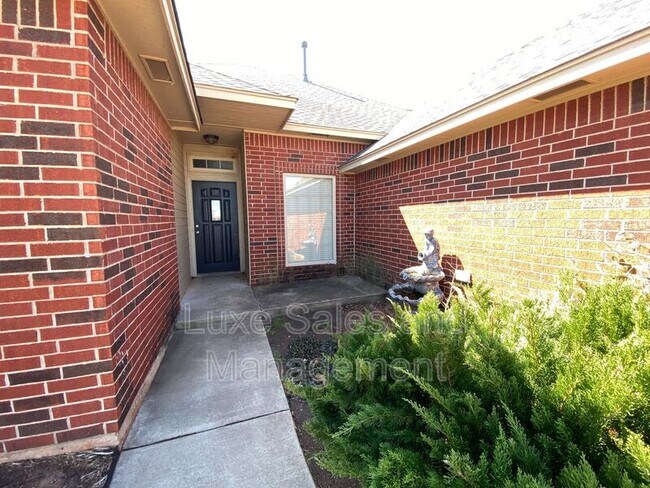 Foto del edificio - 640 E Linden Ln