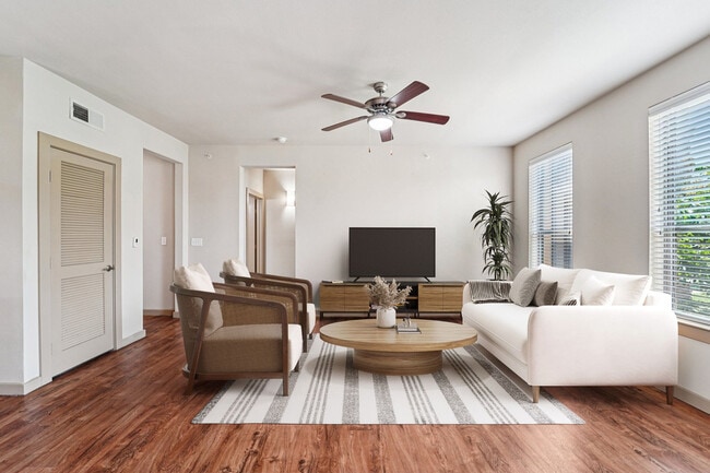 Building Photo - This One’s a Yes!