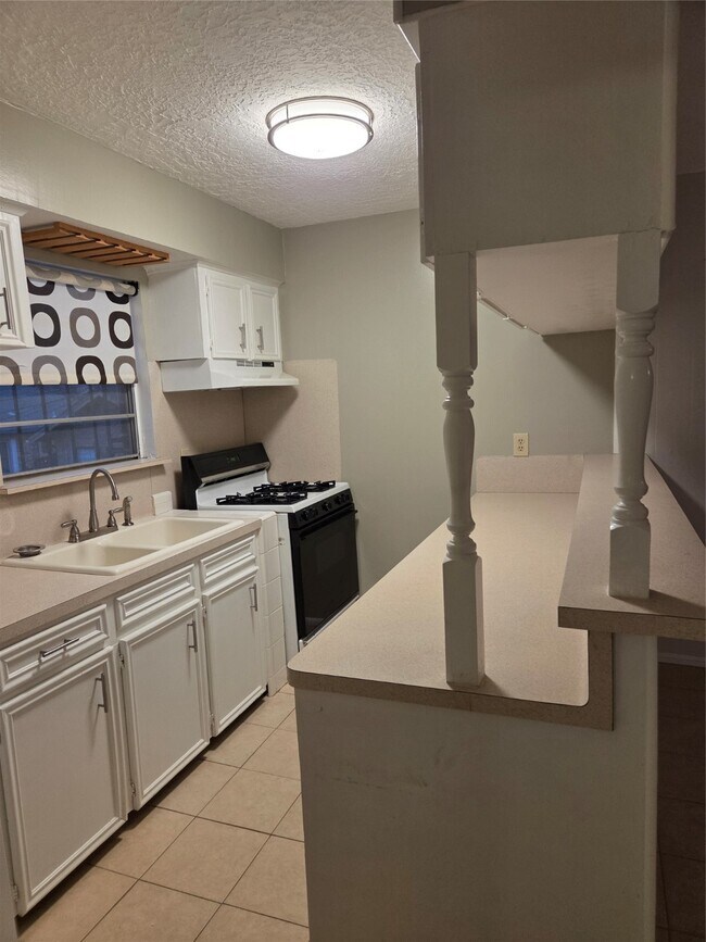 Foto del edificio - 902 Euclid St