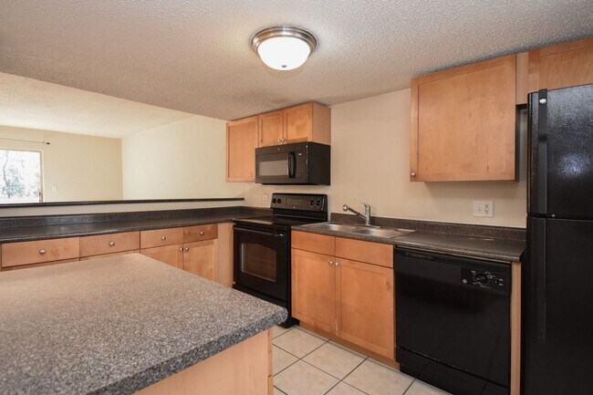 Foto del edificio - 1810 NW 23rd Blvd