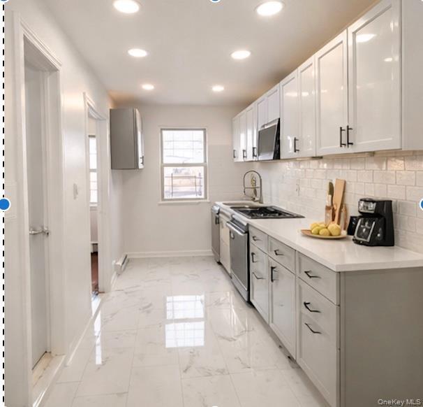 Building Photo - 109-19-10202 202nd St