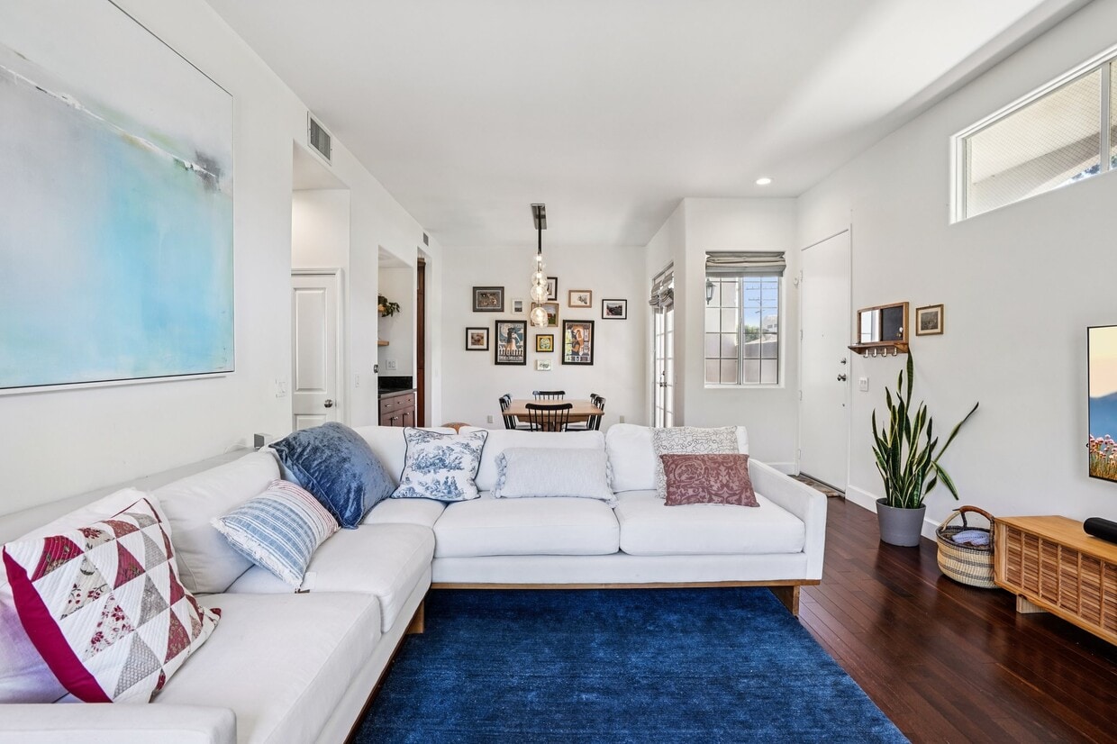 Foto principal - 1751 Barry Ave