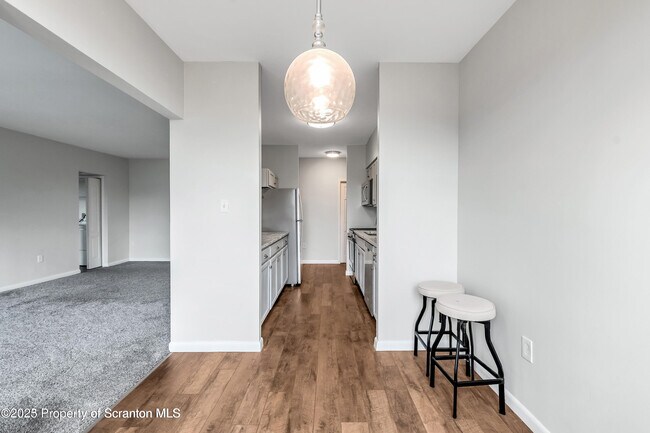 Foto del edificio - 1711 Summit Pointe