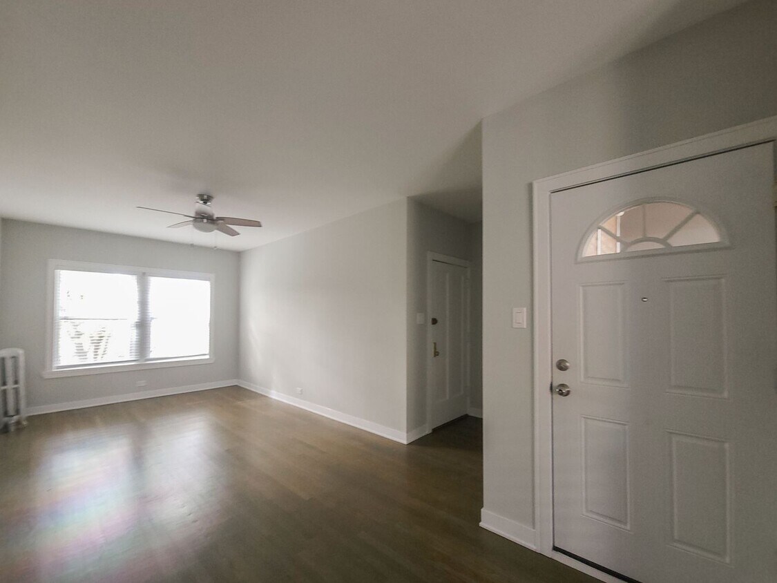 Foto principal - 5137 N Wolcott Ave