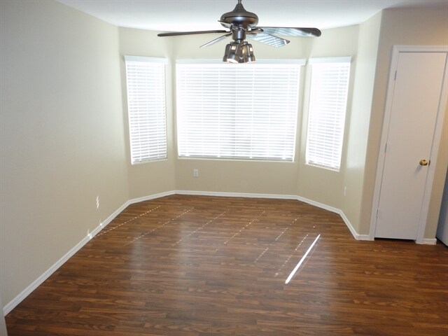 Foto del edificio - 12558 W Amelia Avenue