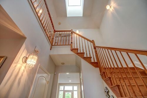 Building Photo - 137 Hudson Cove