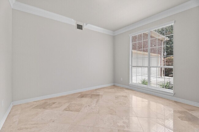Building Photo - 9610 Champions Cove Dr