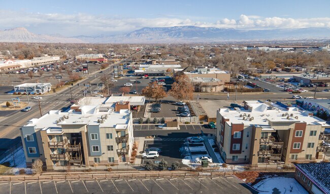 Peppermill Lofts photo'