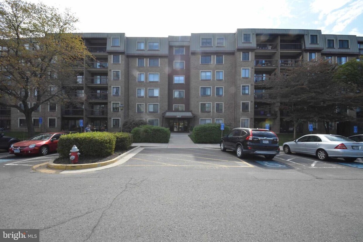 2817 Jermantown Rd Unit 408, Oakton, VA 22124 Condo for Rent in