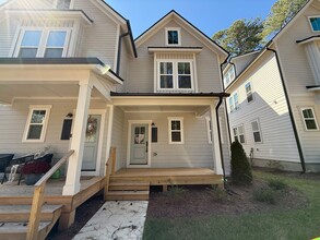 Building Photo - 5057 Lundy Dr