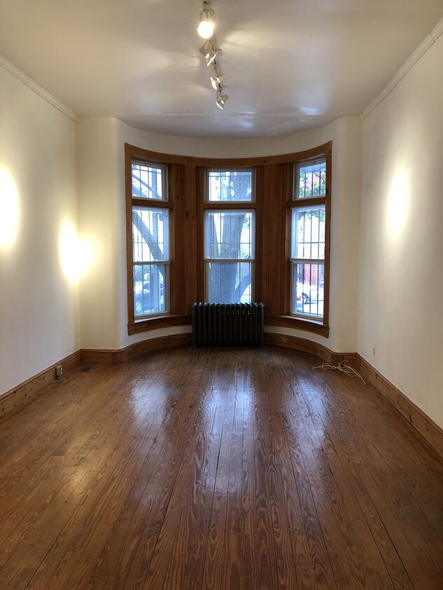 Living Room - 1115 6th St NW
