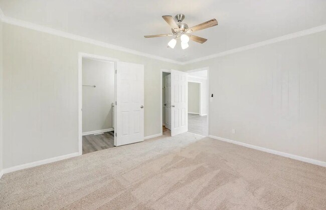 Foto del edificio - 734 N Walnut St