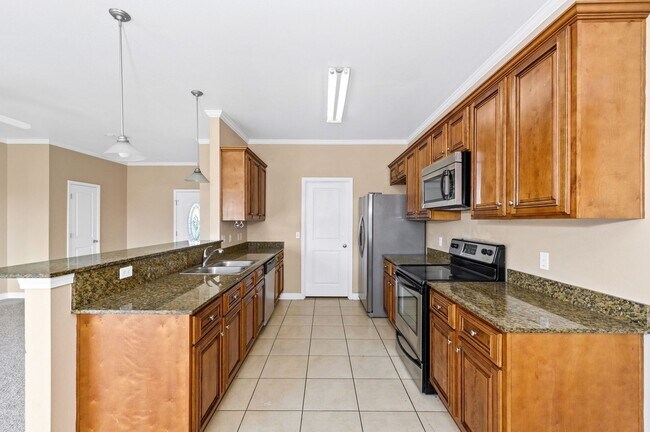 Foto del edificio - Loxley Home for Lease Available October!!