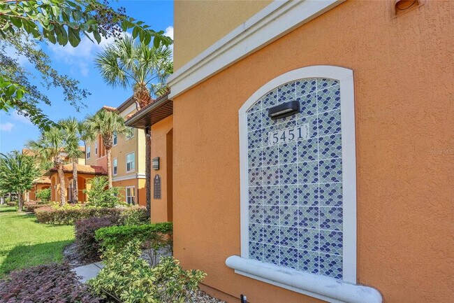Foto del edificio - 5451 Vineland Rd