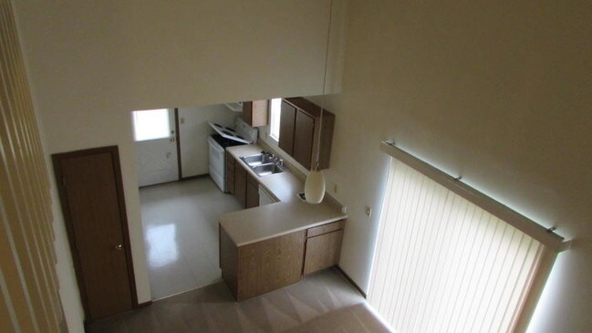 Building Photo - 4001 Danbury Ct