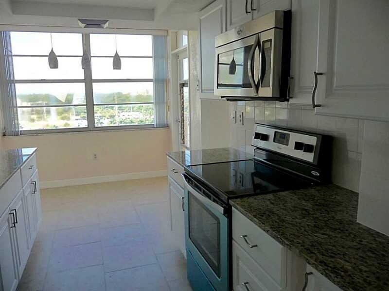 Primary Photo - 18011 Biscayne Blvd