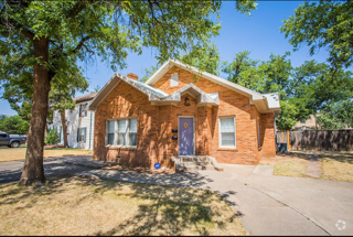Building Photo - 2608 20th St