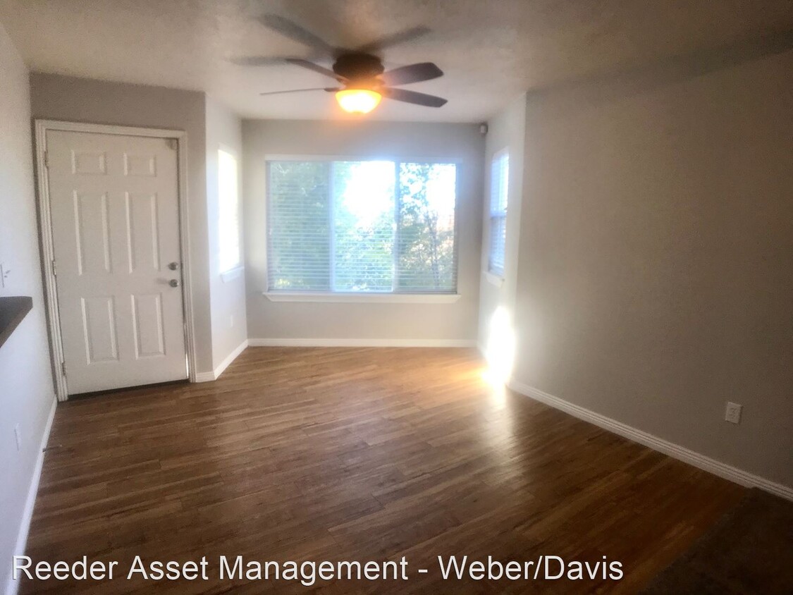 Primary Photo - 3 br, 2.5 bath House - 553 Laurel Hurst Court