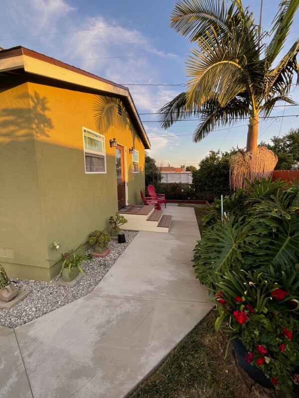 Foto del edificio - 1540 W 126th St