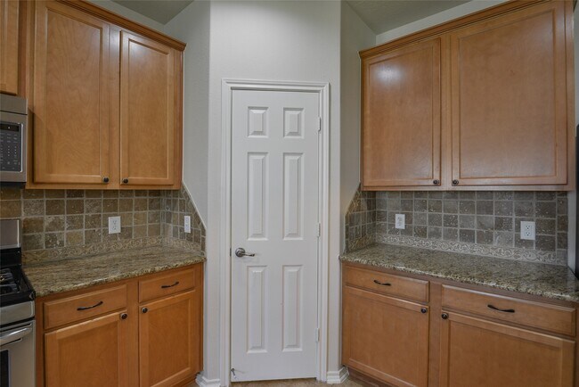 Foto del edificio - 3618 Orchard Valley Ln