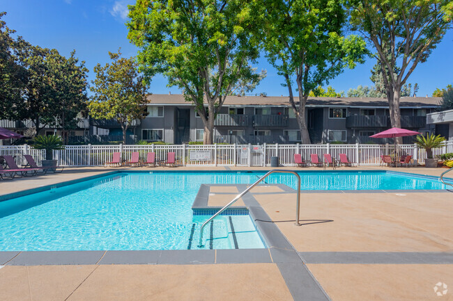 Pool - Cherrywood Apartments