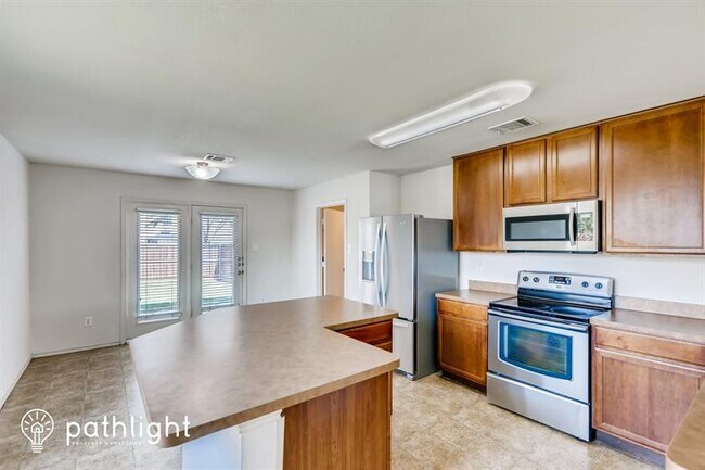 Foto del edificio - 201 Shady Oaks Ln
