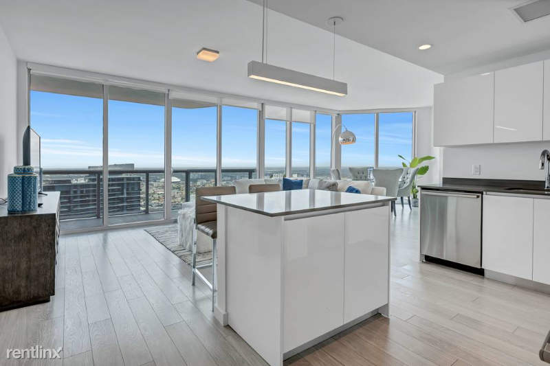 Foto principal - 1331 Brickell Bay Dr