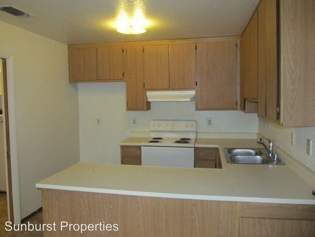 Foto del edificio - 6620 Hometown Way