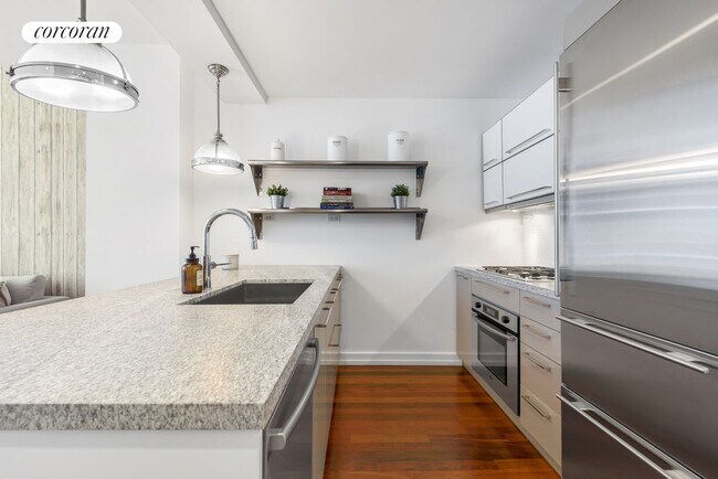 Foto del edificio - 163 W 18th St