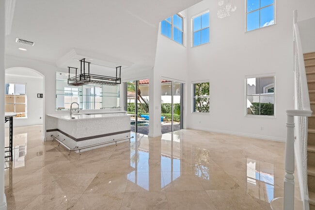 Foto del edificio - 1468 Mariner Way