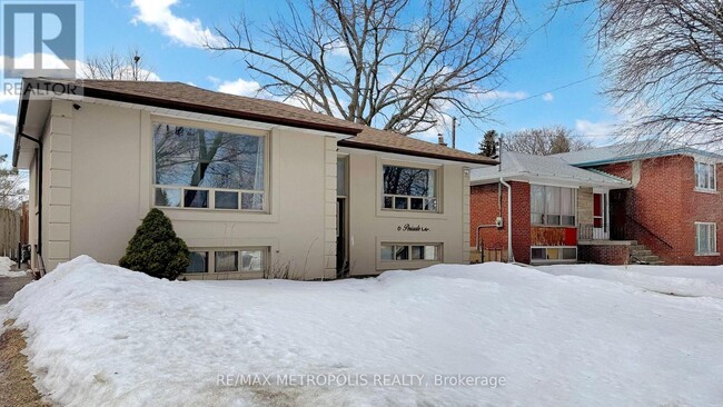 Building Photo - 16 Perivale Crescent