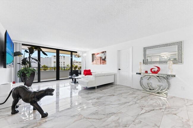 Foto del edificio - 3589 S Ocean Blvd